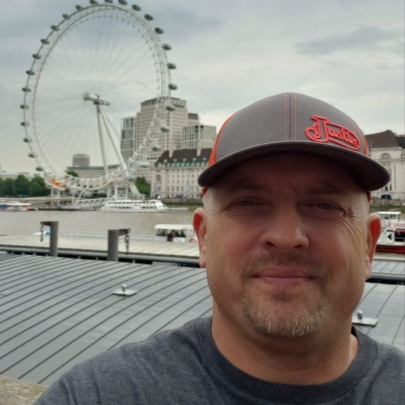 Meet your Posher, David - Picture 1 of 1